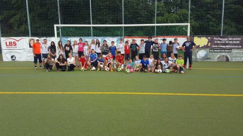 Projekt 9: Fußballcamp für Anfänger
