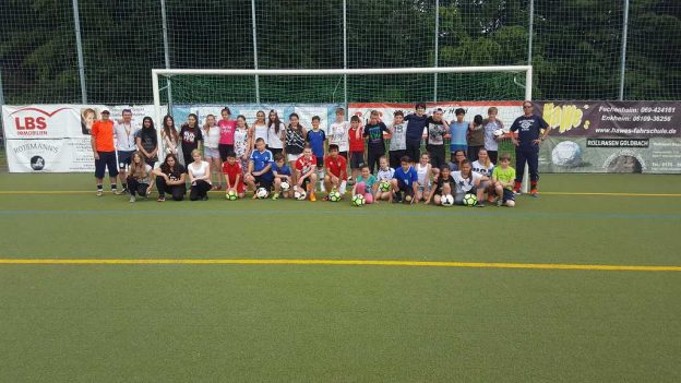 Projekt 9: Fußballcamp für Anfänger